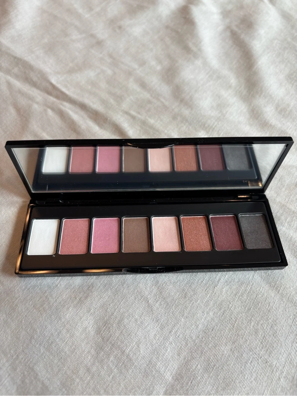 Elizabeth Arden Color Eyeshadow Palette NWOB Neutral Pink Rose Plum NEW